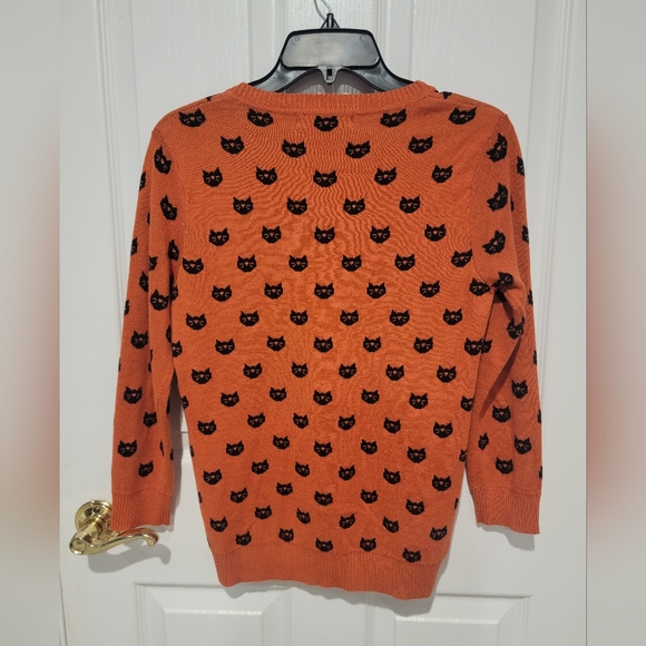 YEMAK Women's Cute Cat Pattern 3/4 Sleeve Button Down Stylish Cardigan Sweater - Picture 2 of 3